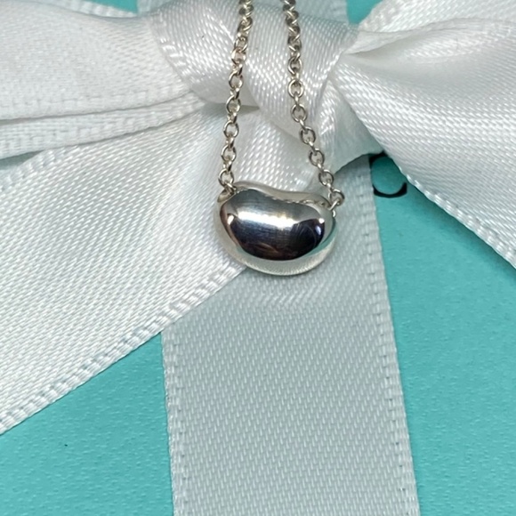 Tiffany & Co Elsa Peretti mini  Bean Necklace 925 sterling silver 16”box Nice - Picture 4 of 10